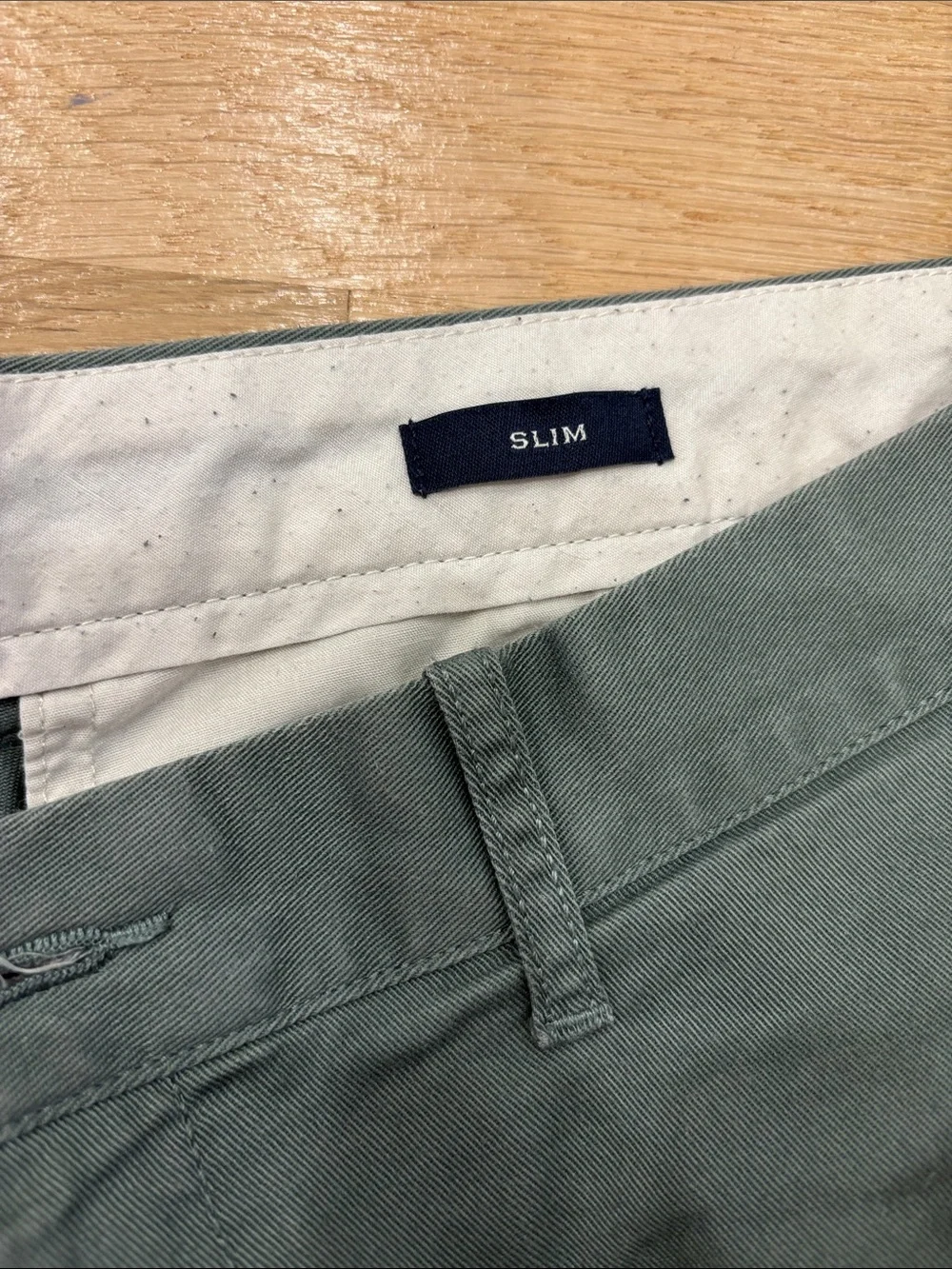 J. CREW Men's Olive Green Chino Pants